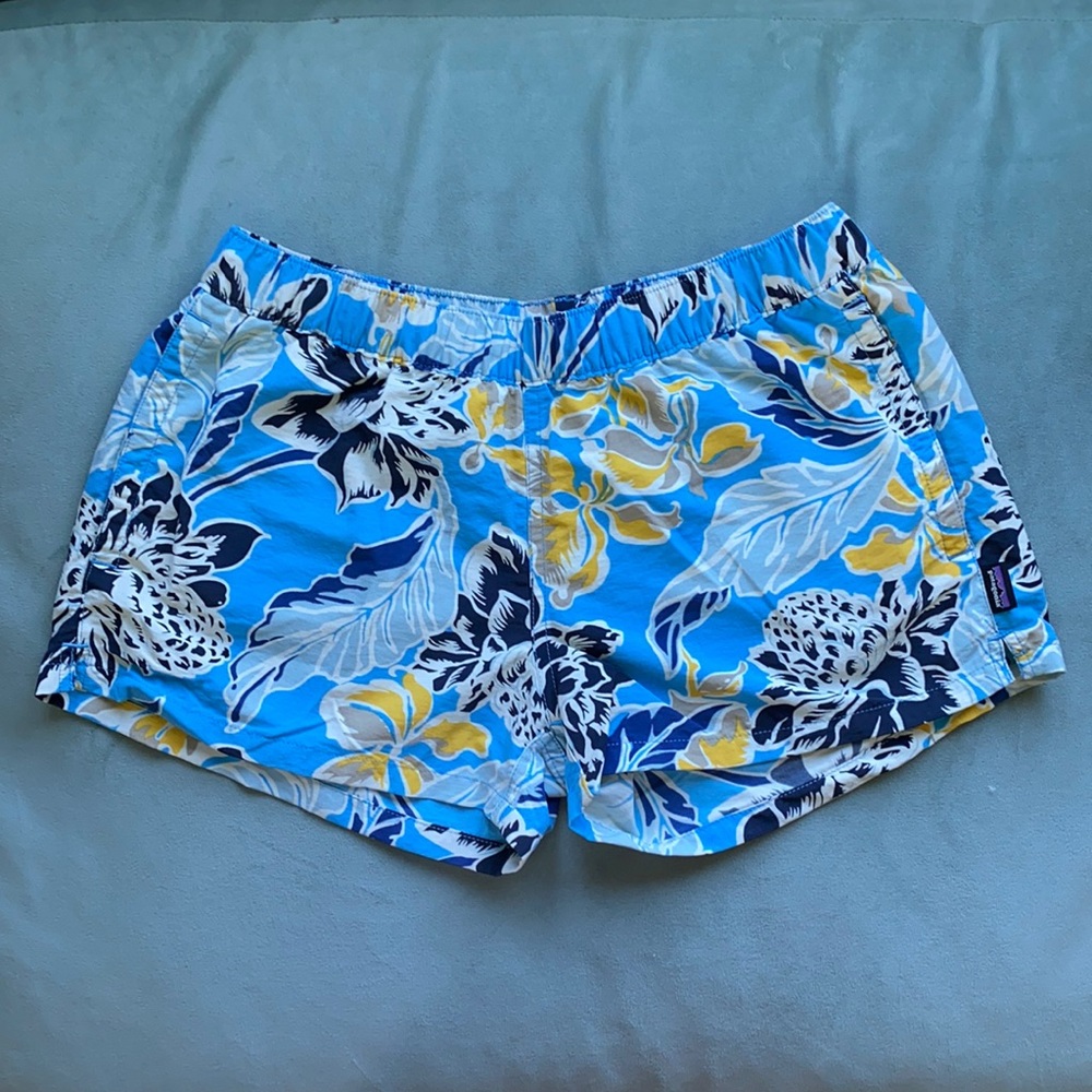 Patagonia Women’s “Barely Baggies” Shorts 2.5”